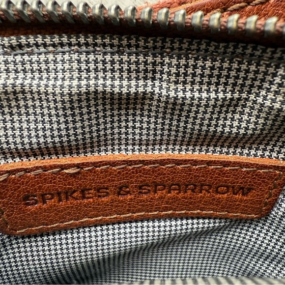 Spikes & Sparrow Genuine Leather Convertible Belt Bag / Crossbody Cognac Brown - Picture 8 of 13